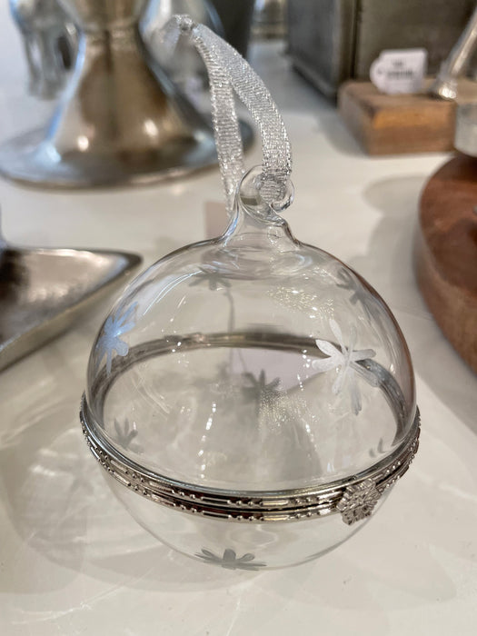 Glaskugel zum Aufhängen Befüllbar - Weiß Silber 8 cm | 10555 - Christbaumschmuck